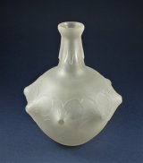 【BACCARAT】バカラ　花文ジヴレ花瓶またはキャラフ
