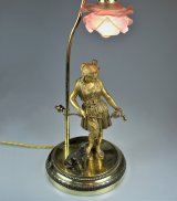 狩りの女神ダイアナ ブロンズ像付き ランプ