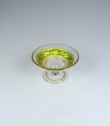 カットグラヴュールと金彩のリングトレー