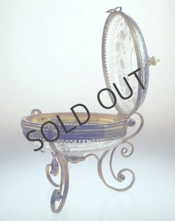 画像4: グラヴュールが美しい脚付き小箱 