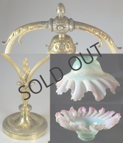 画像4: 美しいシェードとブロンズのテーブルランプ