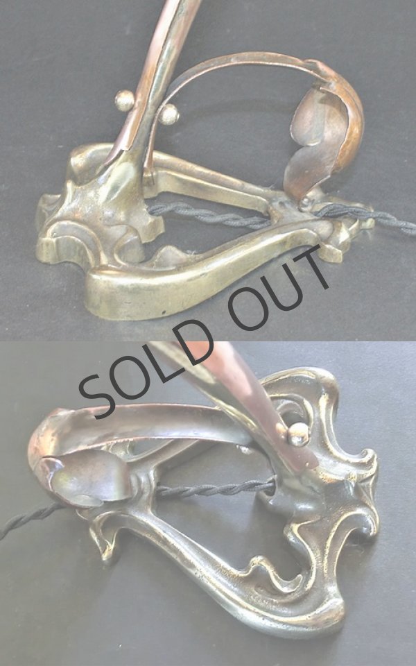 画像6: アール・ヌーヴォーの小さなテーブルランプ (6)