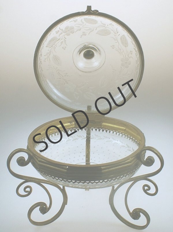 画像3: グラヴュールが美しい脚付き小箱  (3)