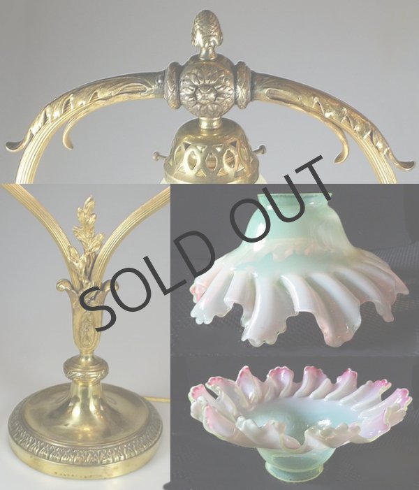 画像4: 美しいシェードとブロンズのテーブルランプ (4)