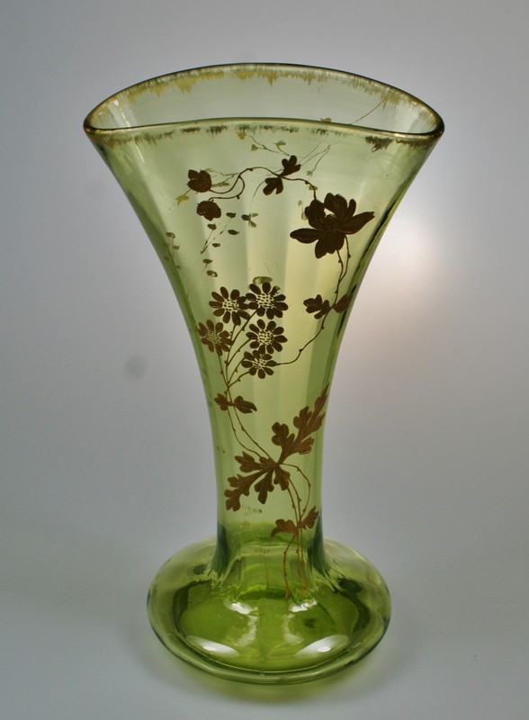 画像2: 金彩草花文扇形花瓶 (2)