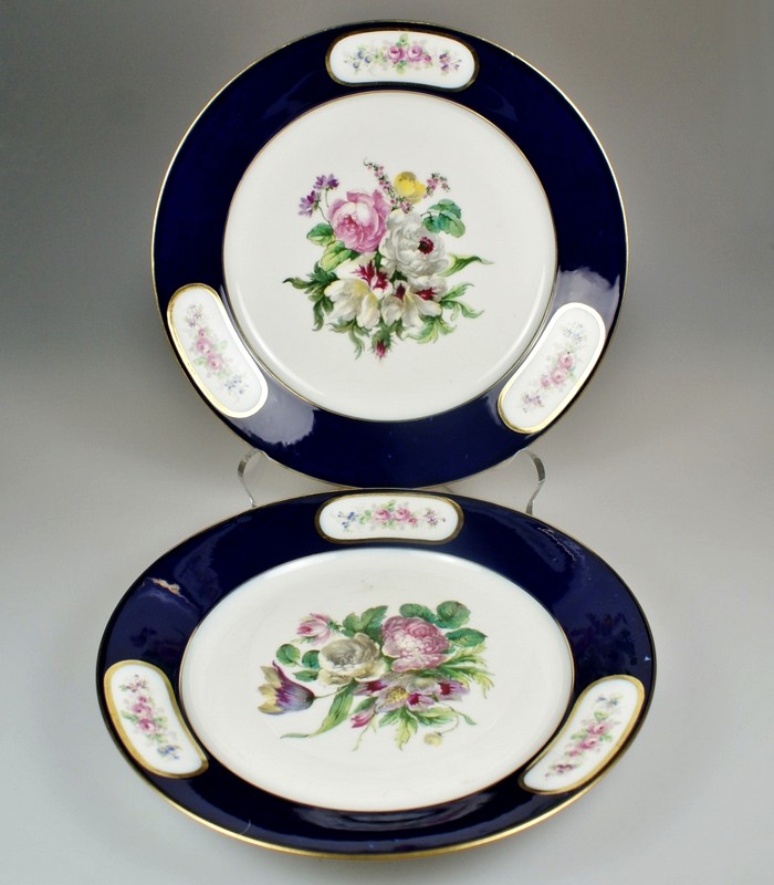 画像1: 【SEVRES】セーヴル 花絵皿2点 (1)