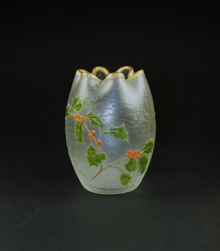 画像1: ヒイラギ文エナメル彩巾着型花瓶 (1)