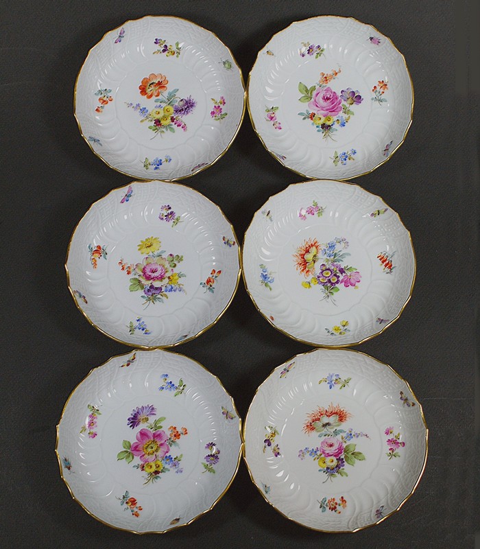 画像1: 【MEISSEN】マイセン　Neubrandenstein 花絵小皿6客 (1)